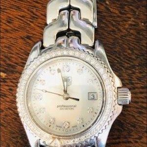 Ladies Tag diamond watch